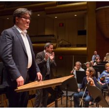 Alan Gilbert and executive director Matthew VanBesien announce the contract extension to the NY Philharmonic (photo: Chris Lee) Alan Gilbert extends tenure as New York Philharmonic music director