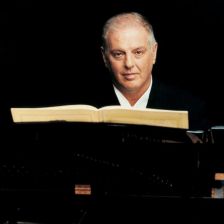 Daniel Barenboim is stepping down from La Scala two years early (photo: Sheila Rock/Askonas Holt) Daniel Barenboim to step down from La Scala two years early