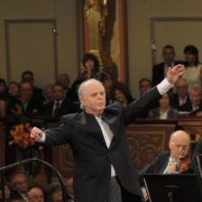 Daniel Barenboim will conduct the 2014 New Year's Day Concert, to be released on Jan 13 by Sony Classical Barenboim will conduct the 2014 New Year's Day Concert, Sony will release it