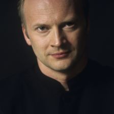 Stepping down: Gianandrea Noseda (photo: Sussie Ahlburg) Stepping down: Gianandrea Noseda (photo: Sussie Ahlburg)