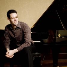 Jonathan Biss is presenting a free online course on Beethoven's 32 piano sonatas (photo: Benjamin Ealovega) Jonathan Biss presents free online Beethoven sonatas course