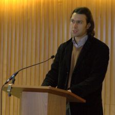 Vladimir Jurowski - staying with the LPO (photo: Sheila Rock/IMG Artists) Vladimir Jurowski - staying with the LPO (photo: Sheila Rock/IMG Artists)