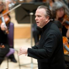 Sir Mark Elder to stay at the Hallé until at least 2020 (photo: Russell Hart) Sir Mark Elder to stay at the Hallé until at least 2020 (photo: Russell Hart)