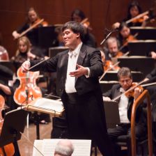 Alan Gilbert will conduct the New York Philharmonic in a live webcast on medici.tv on May 14 (photo: Chris Lee) Watch the New York Philharmonic for free on medici.tv