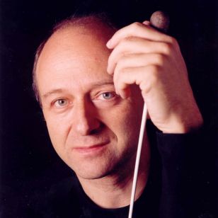 Iván Fischer finds Beethoven's human voice (photo: Budapest Festival Orchestra) Iván Fischer finds Beethoven's human voice (photo: Budapest Festival Orchestra)