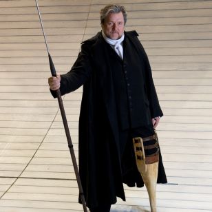 Ben Heppner as Ahab (photo: Karen Almond) Ben Heppner as Ahab (photo: Karen Almond)