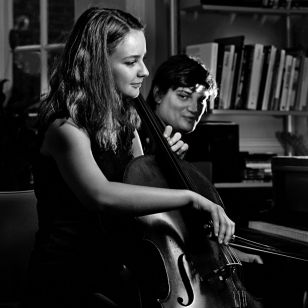 Laura van der Heijden and pianist Petr Limonov, who have together explored music from Stalin’s Russia on their new Champs Hill release Laura van der Heijden and pianist Petr Limonov, who have together explored music from Stalin’s Russia on their new Champs Hill release
